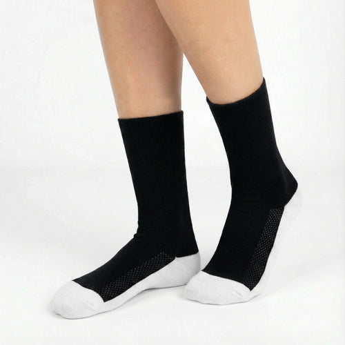 [Extra Roomy - Black / White]