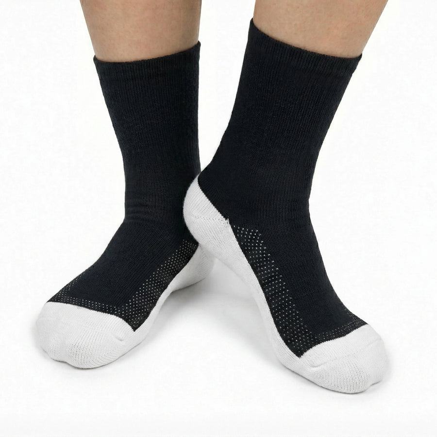 [Extra Roomy - Black / White]